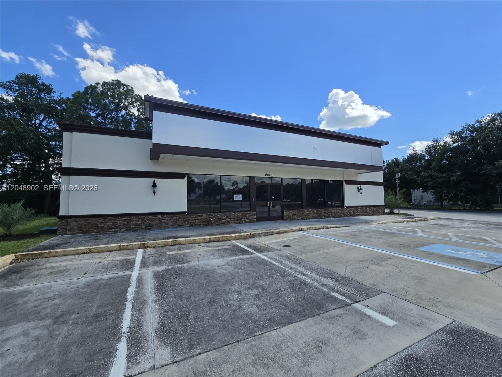 8801 20th St, Vero Beach FL 32966