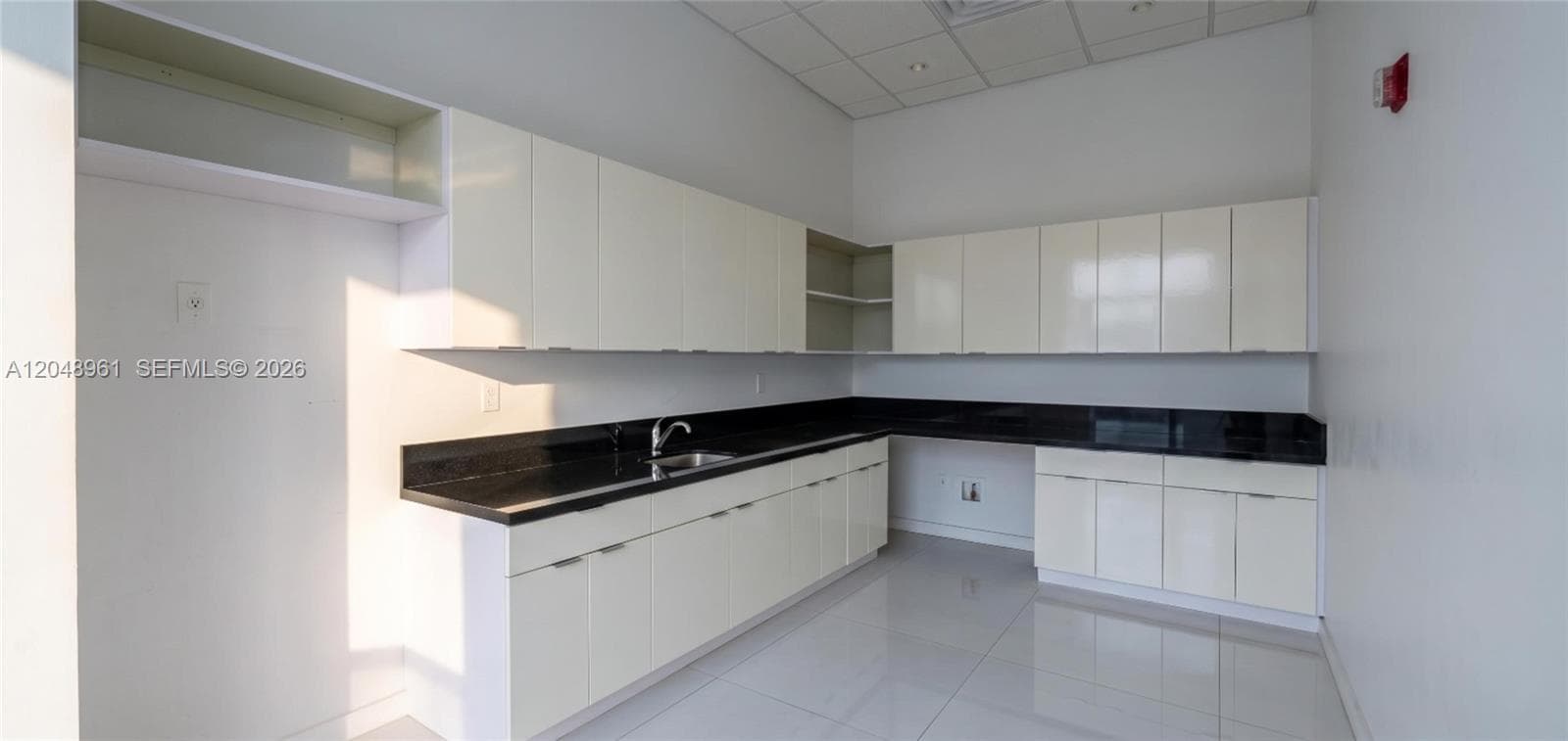 1200 Brickell Ave # 200C, Miami FL 33131