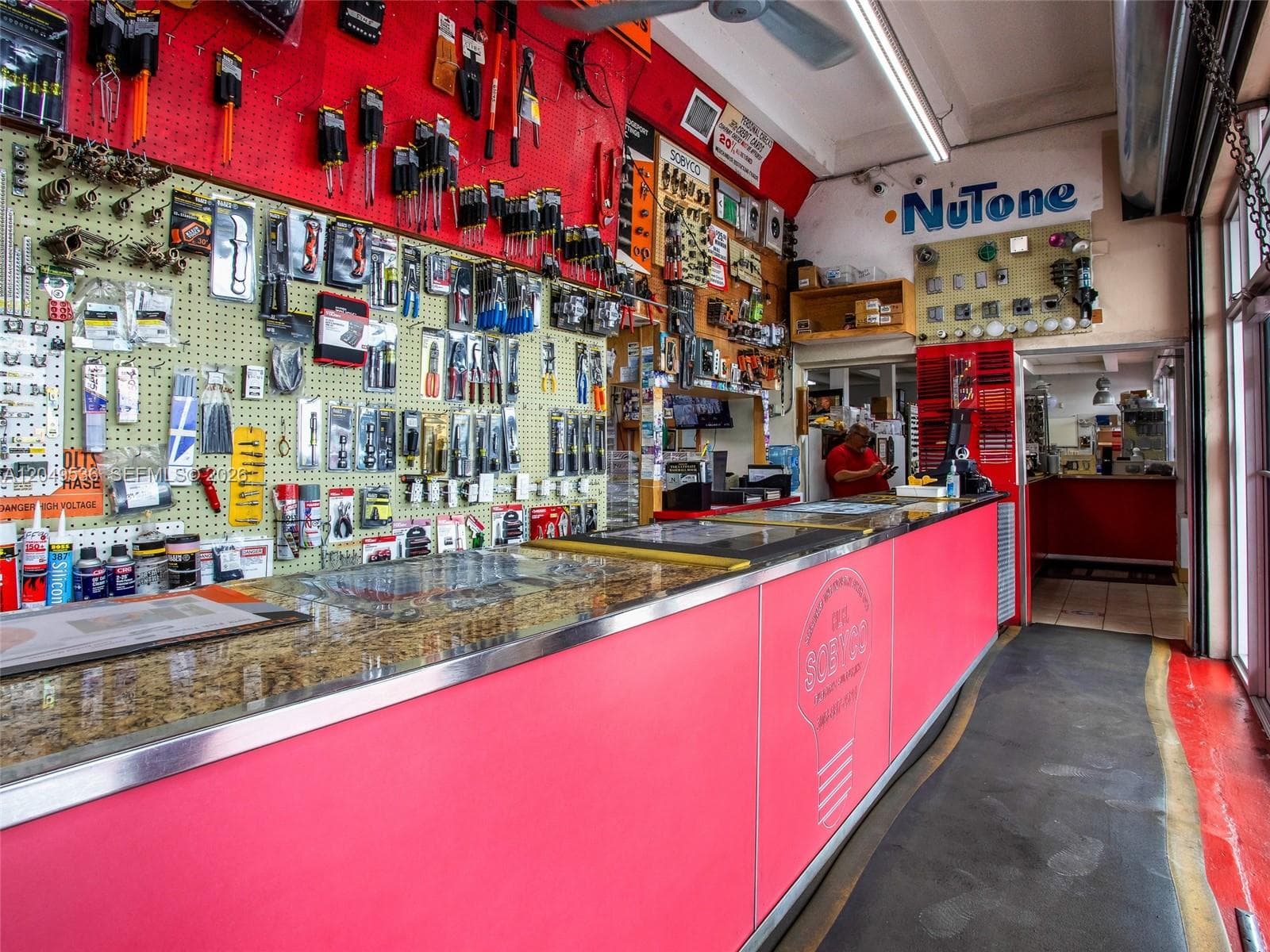 249-275 W 29th St, Hialeah FL 33012