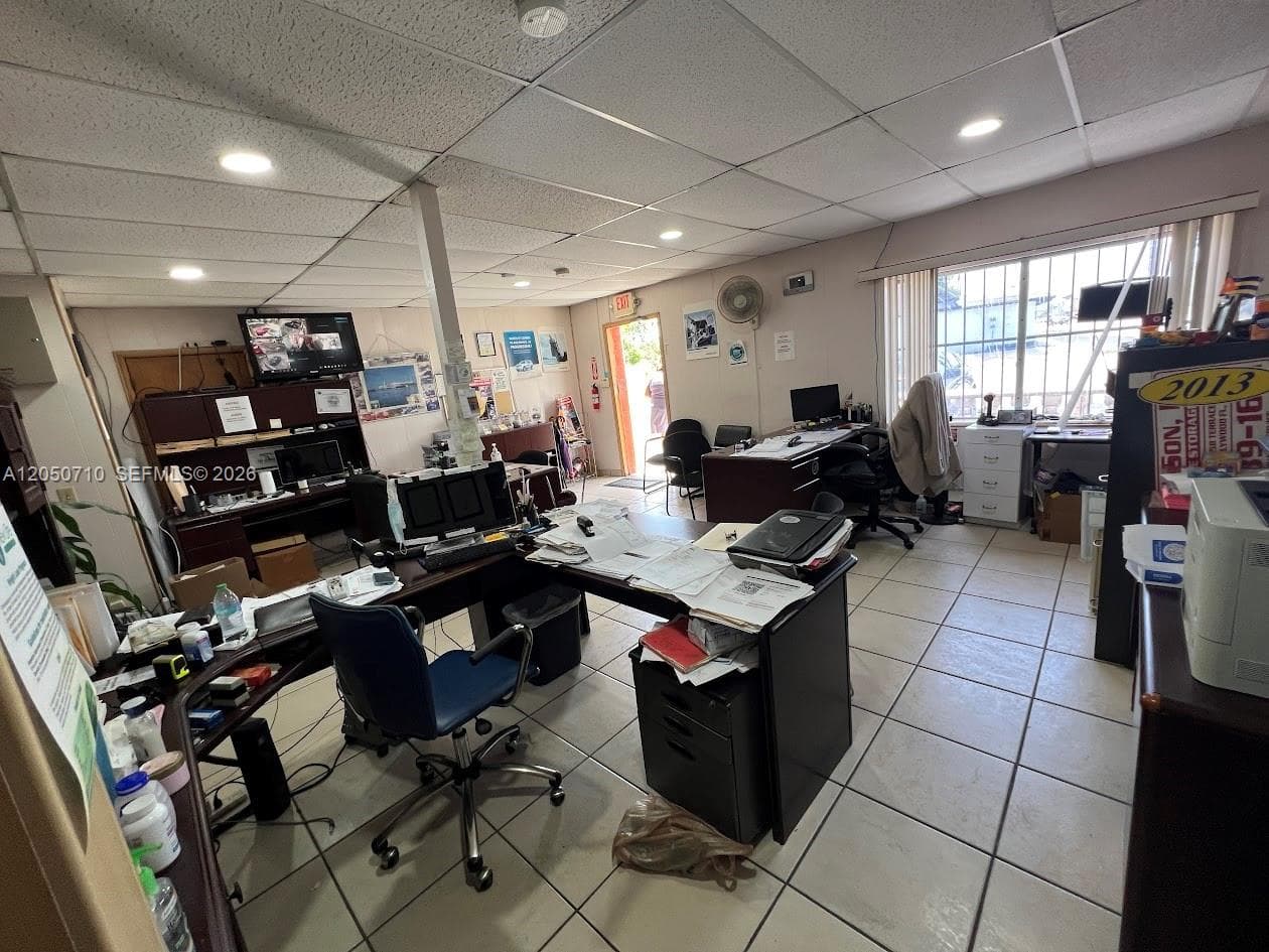 5720 W Hallandale Beach Blvd, West Park FL 33023