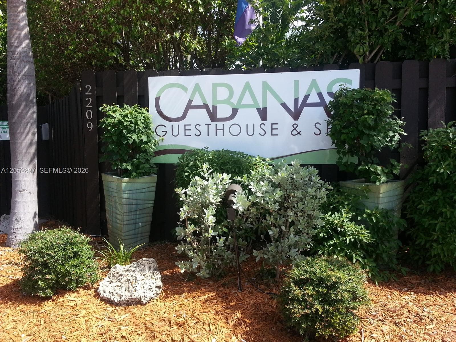 2209 NE 26th St, Wilton Manors FL 33305