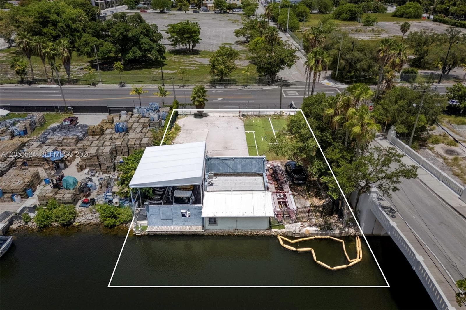700 NW 7th Ave, Miami FL 33136