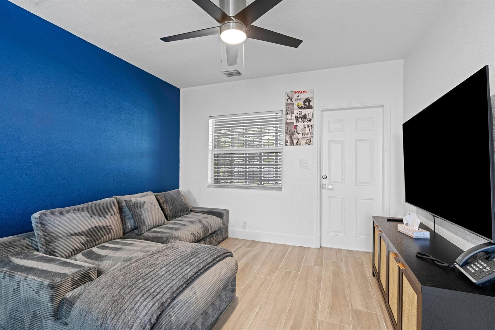UNIT 3 LIVING ROOM