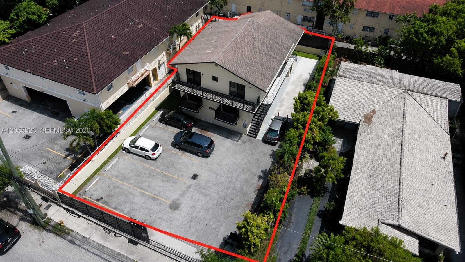 2504 NW 14th St, Miami FL 33125