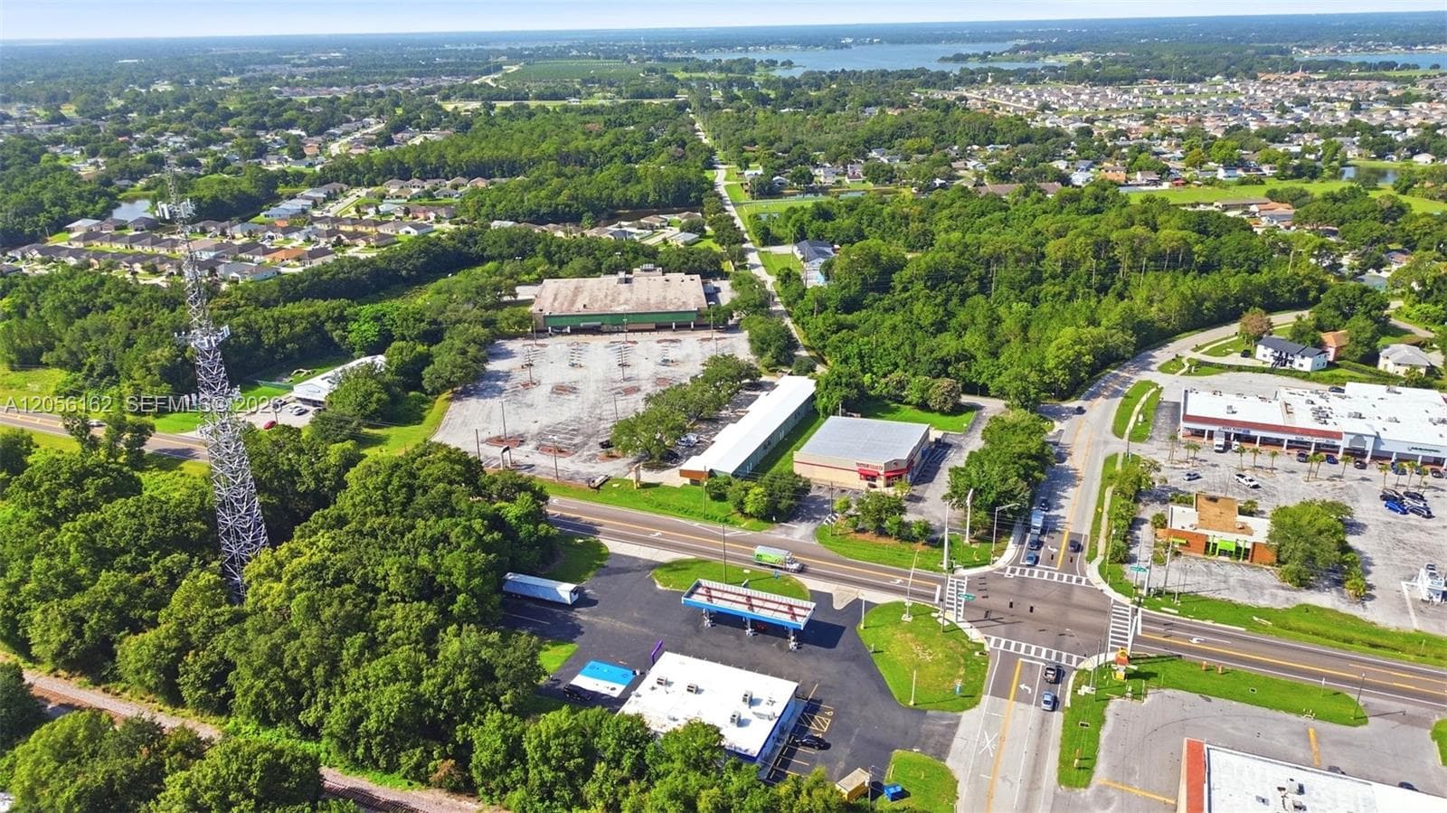 2590 RECKER HWY, FL 33880