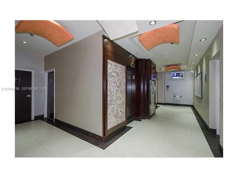 12550 Biscayne Blvd # 403, North Miami FL 33181