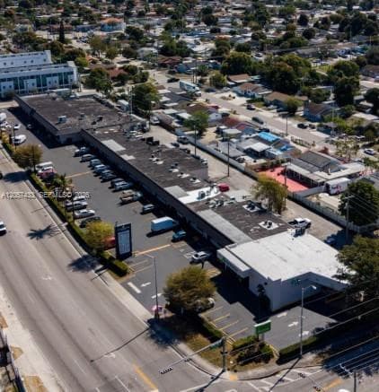 650 E 9th St, Hialeah FL 33010