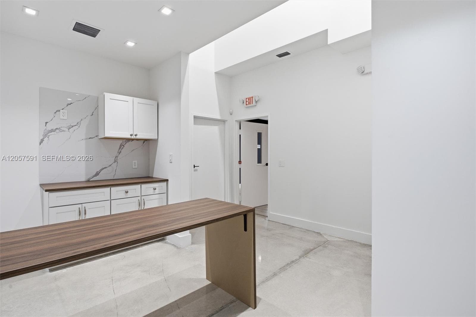 1315 NW 98th Ct # 9, Doral FL 33172