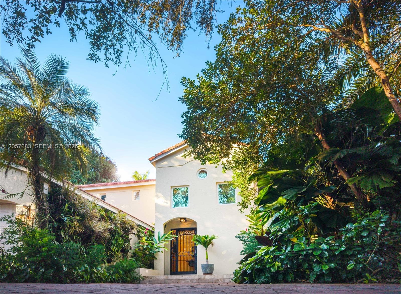 4867 SW 82nd St, Miami FL 33143