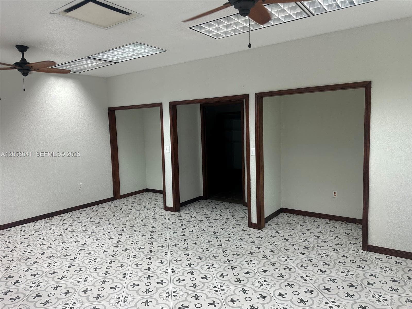 257 N Krome Ave, Homestead FL 33030