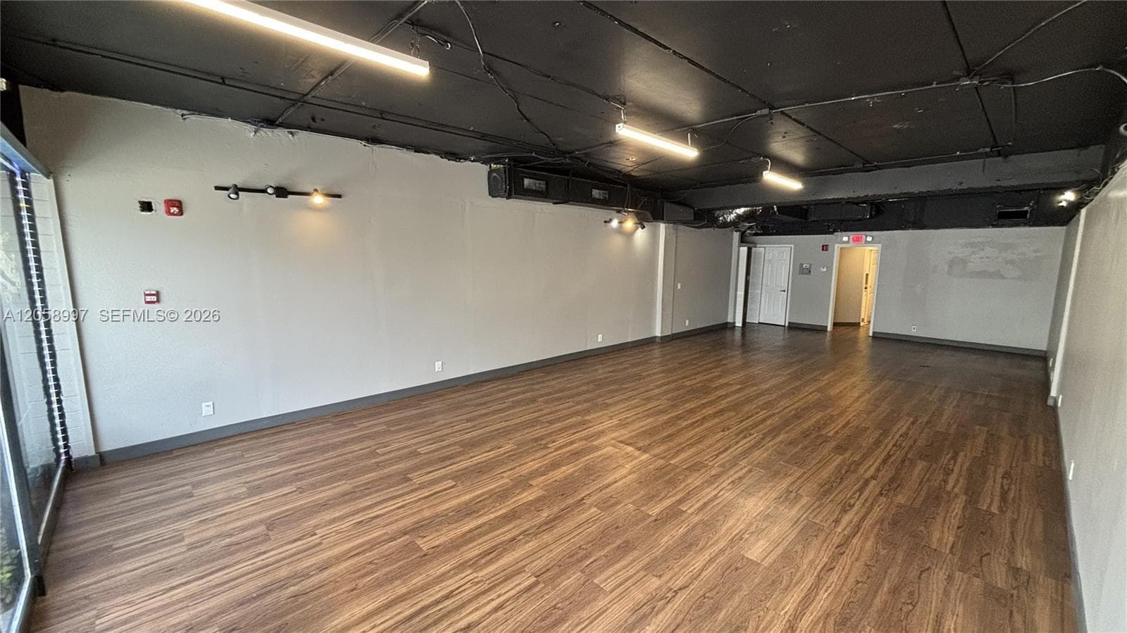 2729 E Oakland Park Blvd, Fort Lauderdale FL 33306
