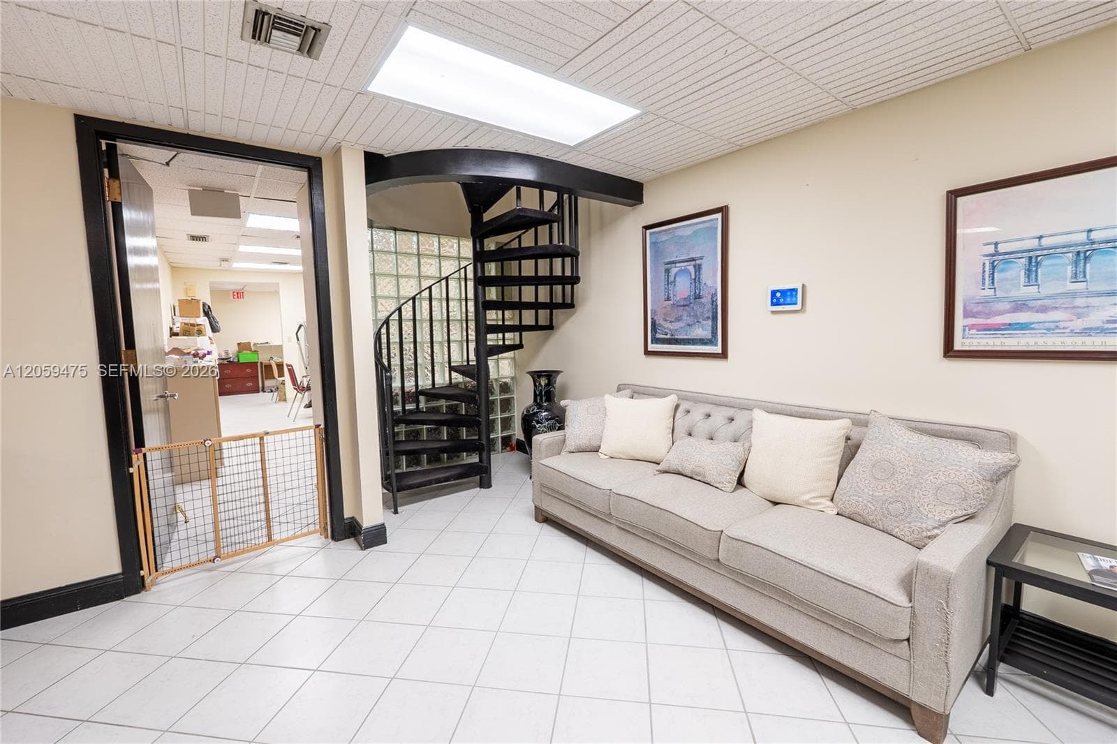 2200 Hollywood Blvd, Hollywood FL 33020