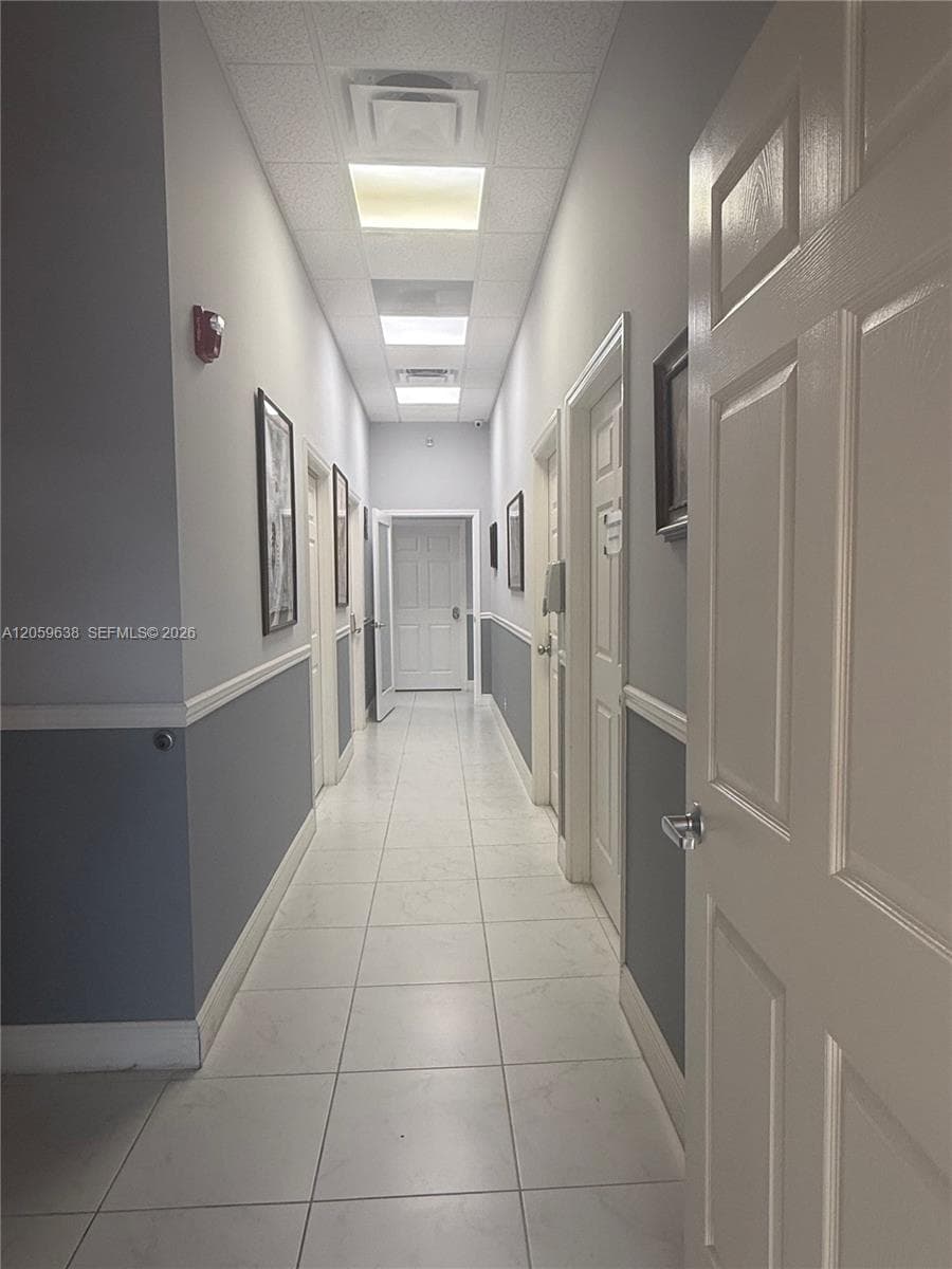 Hallandale Beach, FL, 33009