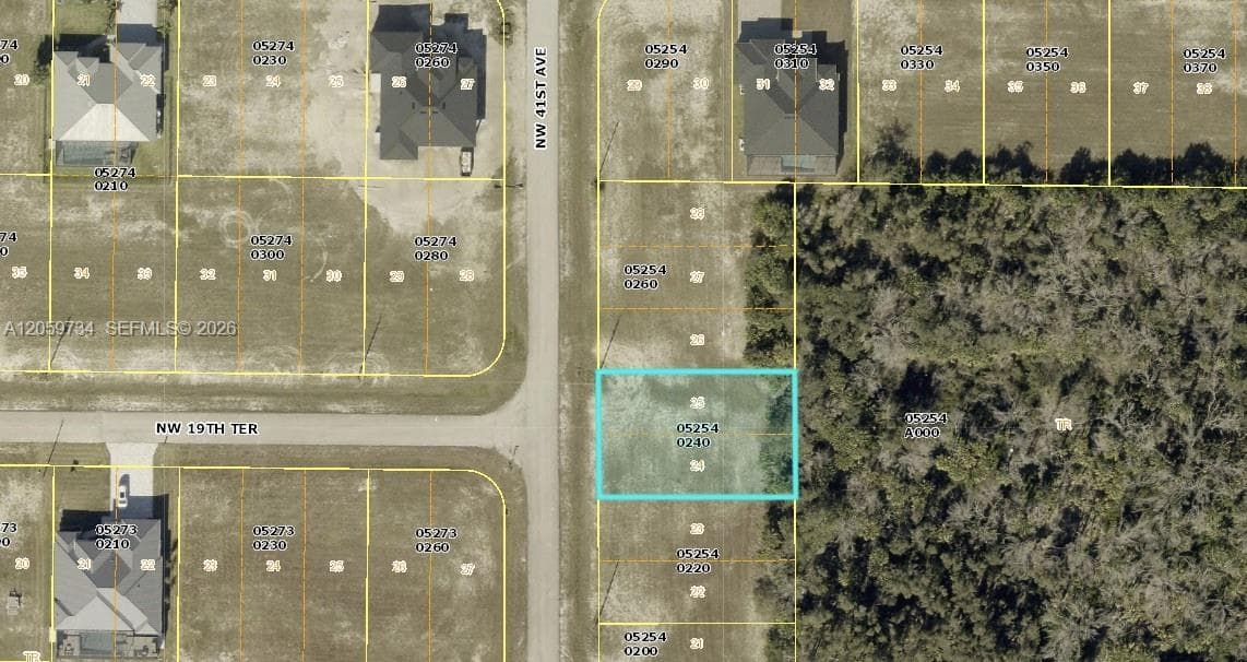 1915 NW 41st Ave, Cape Coral FL 33993