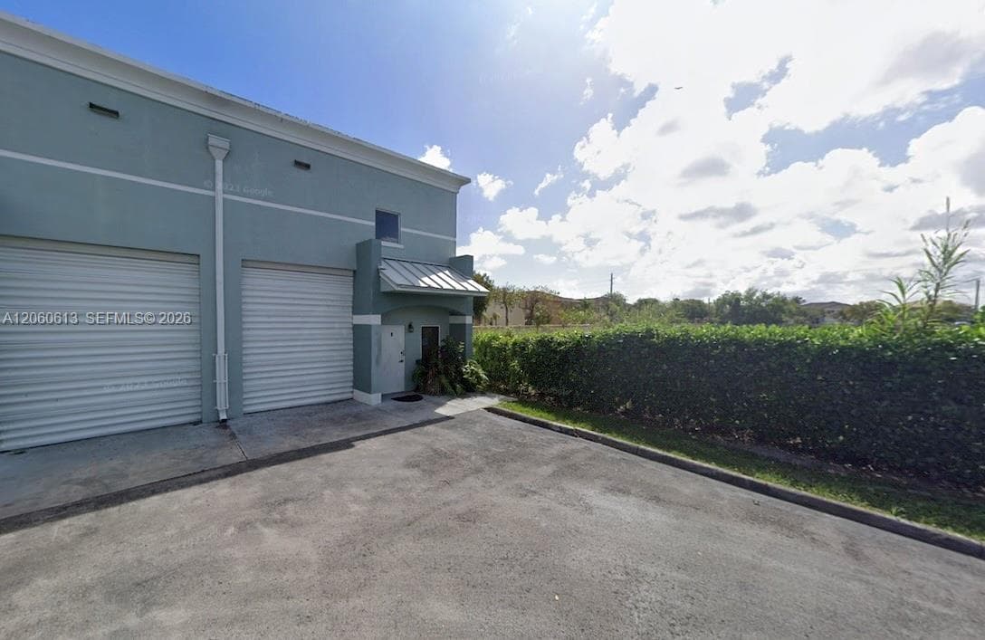 13100 SW 134th St # 8, Miami FL 33186