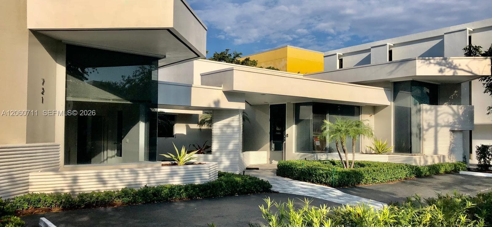 721 NE 3rd Ave, Fort Lauderdale FL 33304