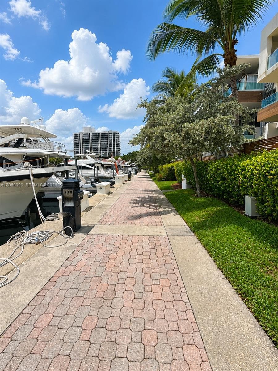 3601 NE 207th St, Aventura FL 33180