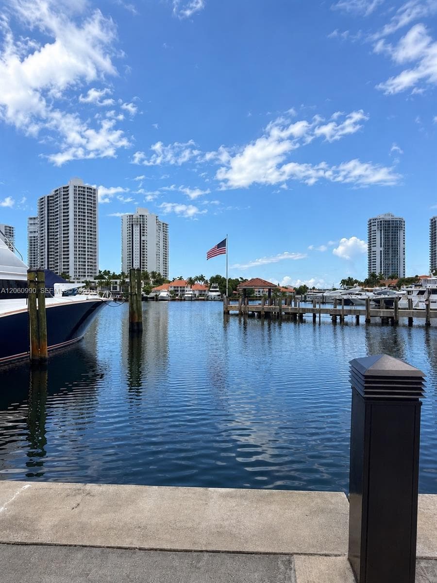 3601 NE 207th St, Aventura FL 33180