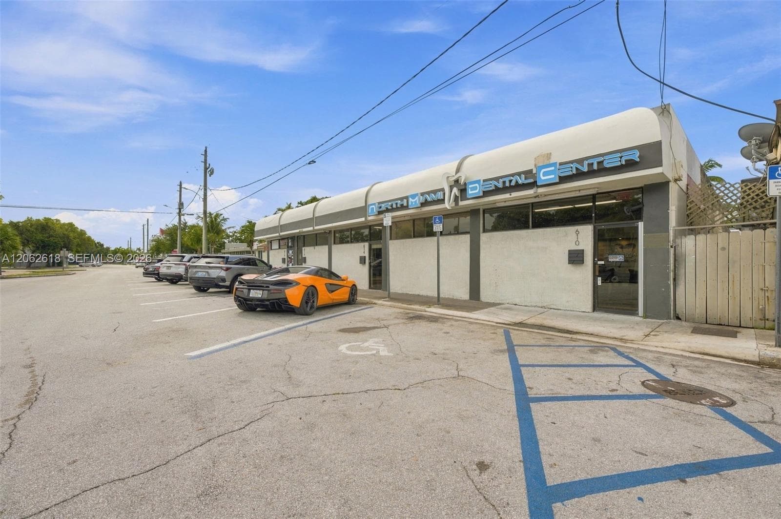 610 NE 124th St, North Miami FL 33161