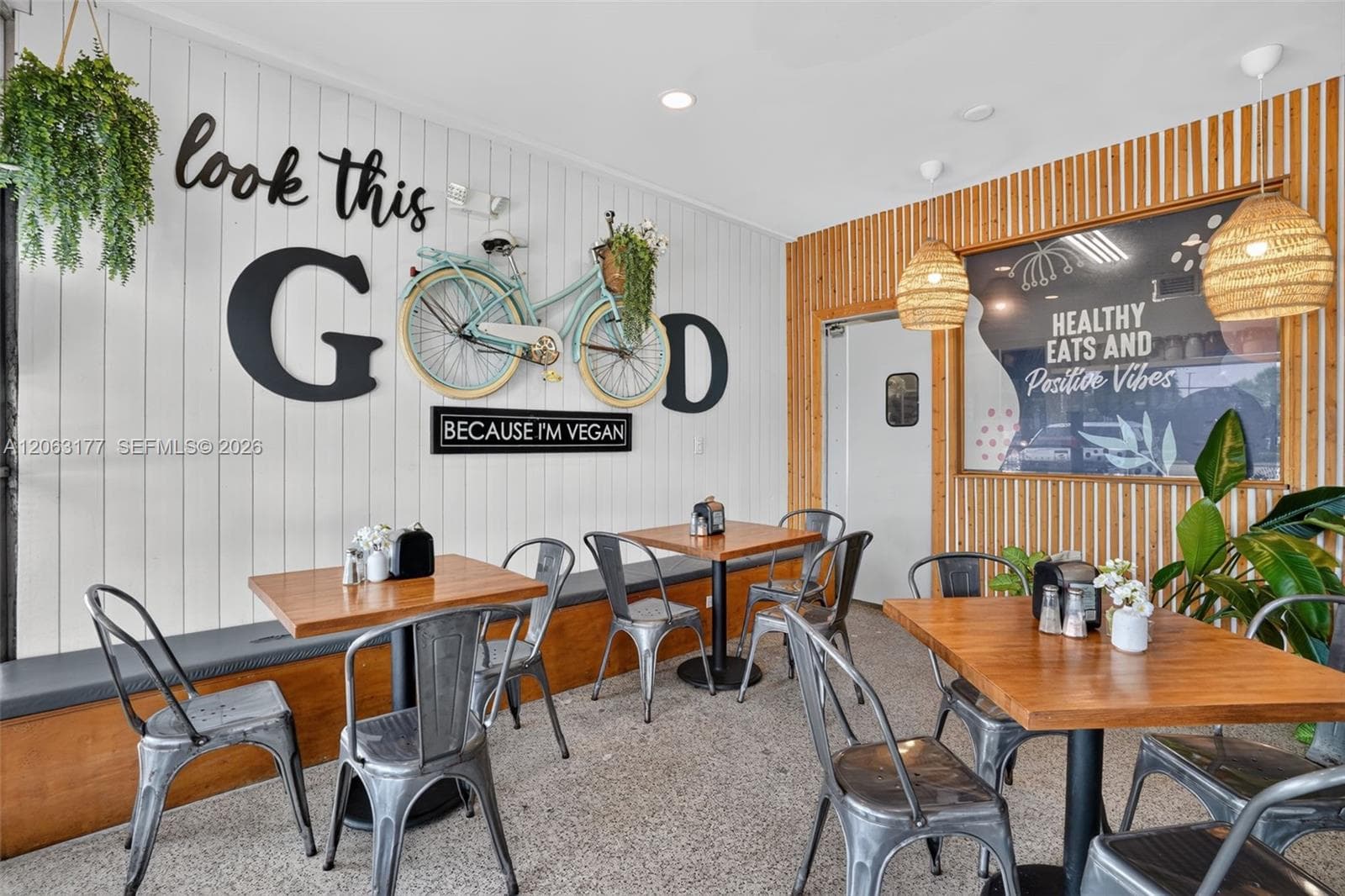 Profitable Restaurant in East Fort Lauderdale, Florida City FL 33306