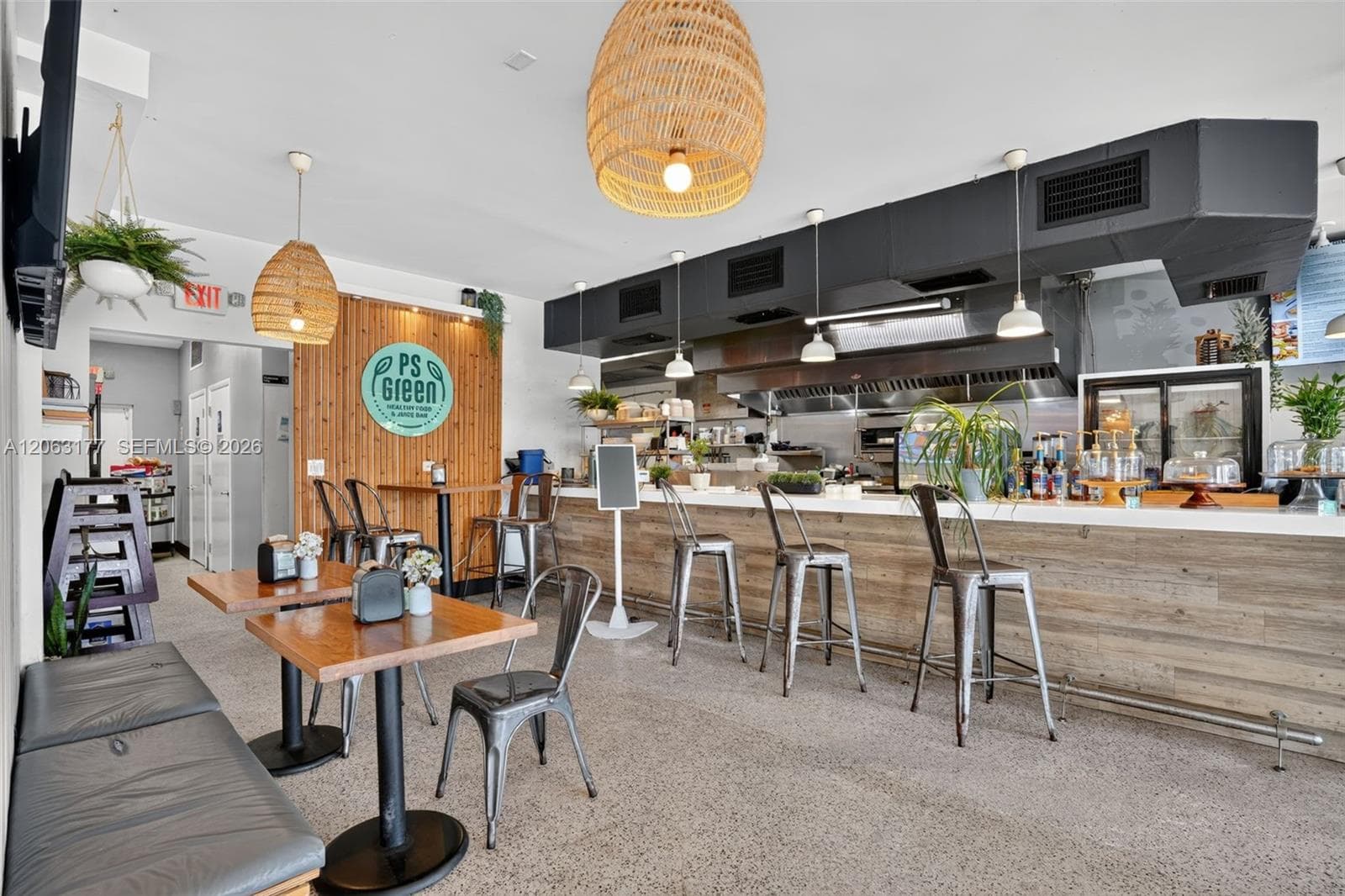 Profitable Restaurant in East Fort Lauderdale, Florida City FL 33306