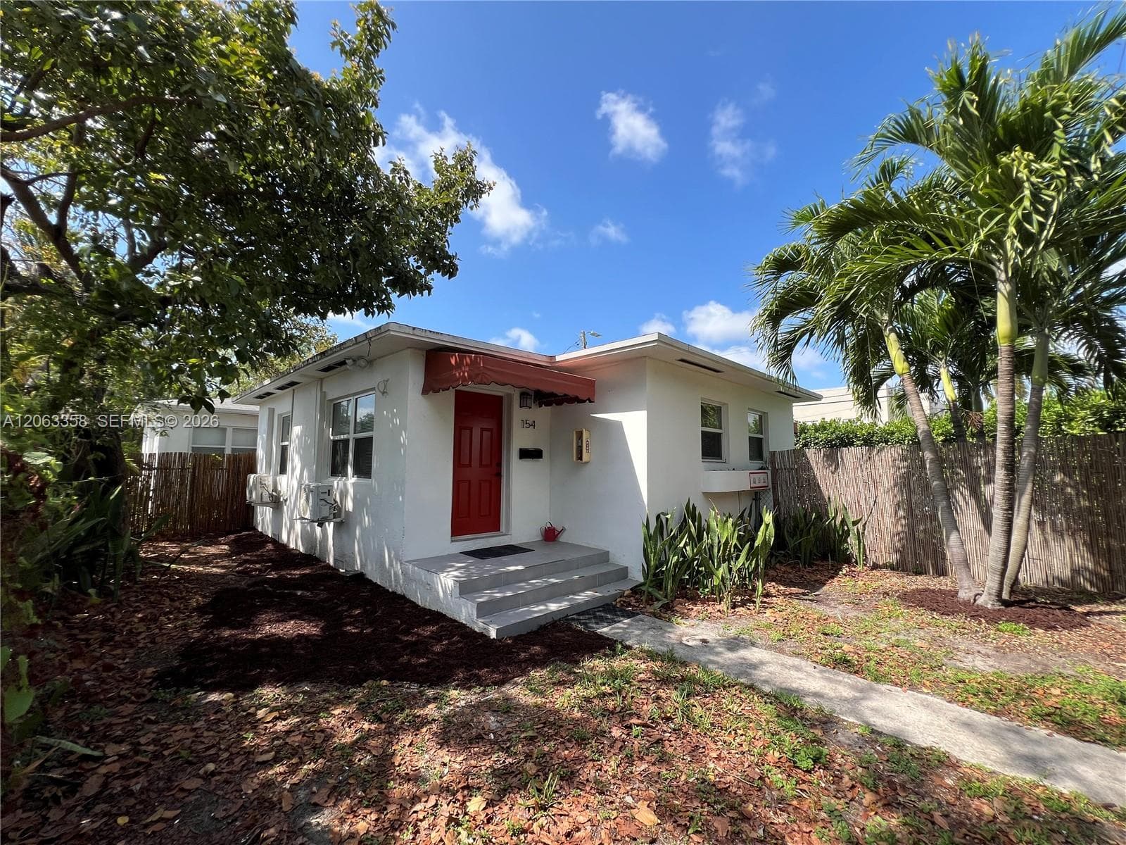 150 NE 59th St, Miami FL 33137