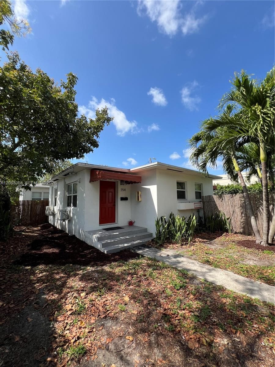 150 NE 59th St, Miami FL 33137