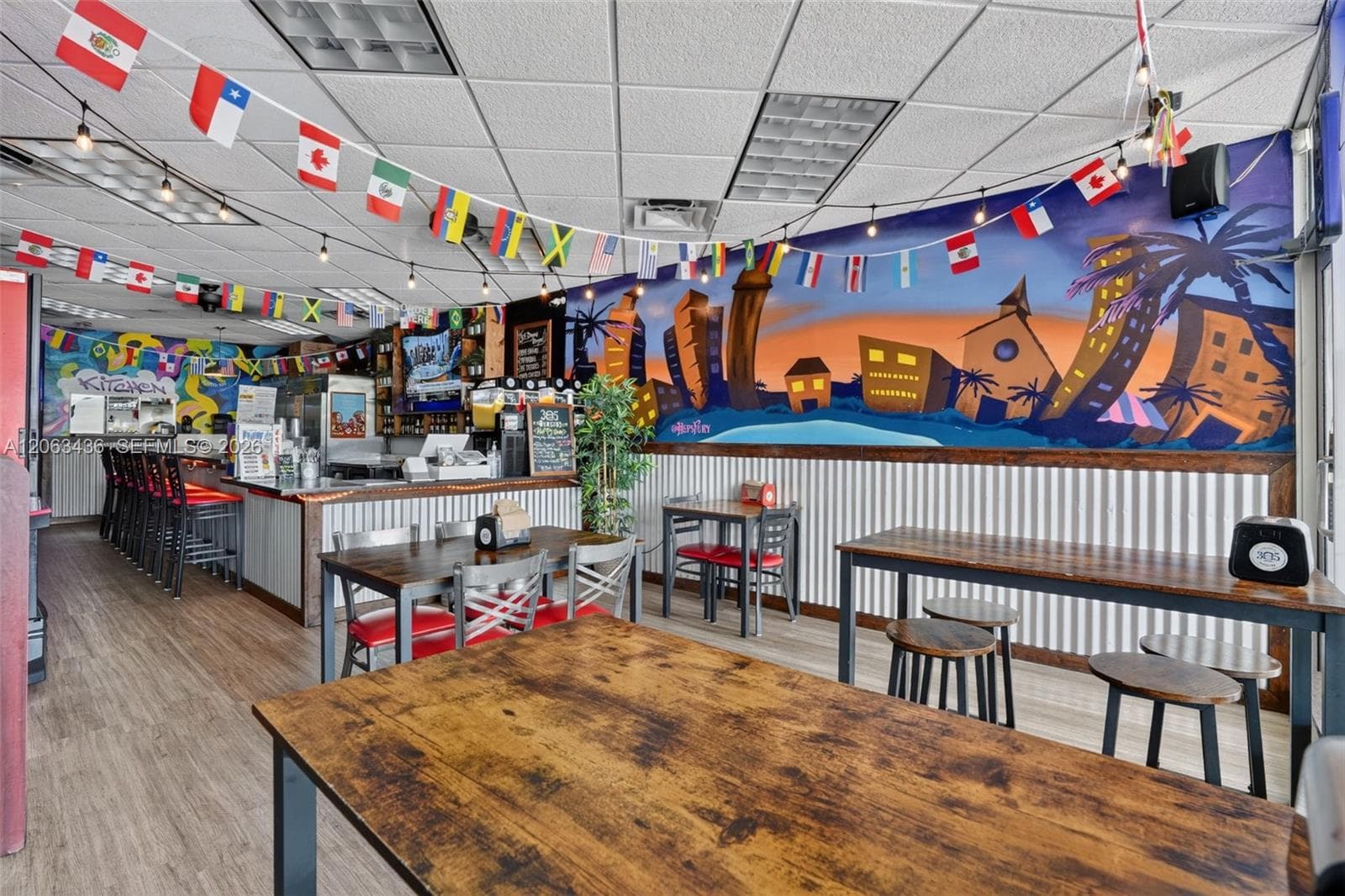 Turnkey Hollywood Restaurant w/ Hood, Gas & 2COP!, Hollywood FL 33021