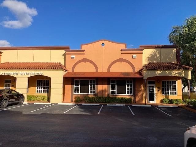 5791 NW 151st St # A, Miami Lakes FL 33014