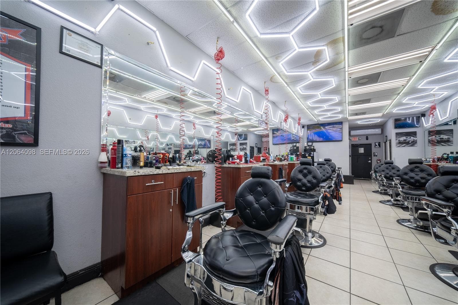 Miami Gardens, FL, 33055