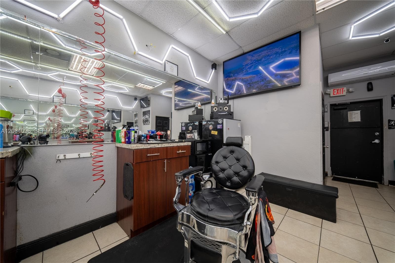 Miami Gardens, FL, 33055