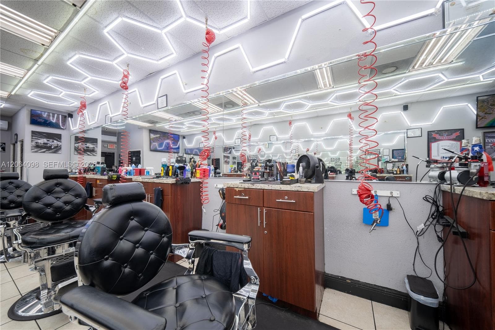 Miami Gardens, FL, 33055