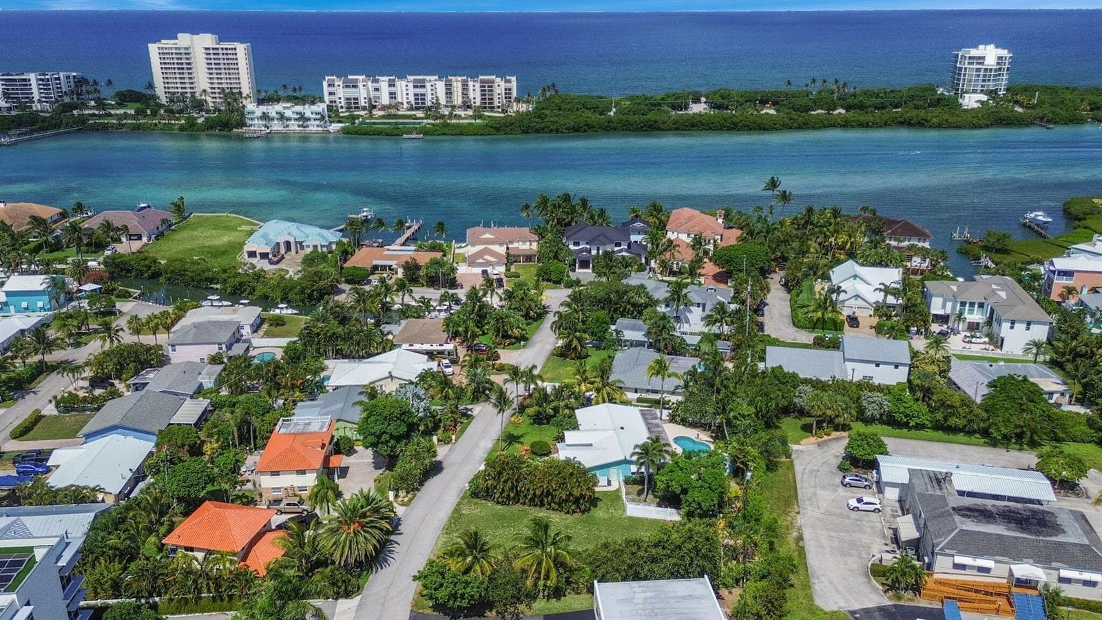 Aerial Lot/Intracoastal