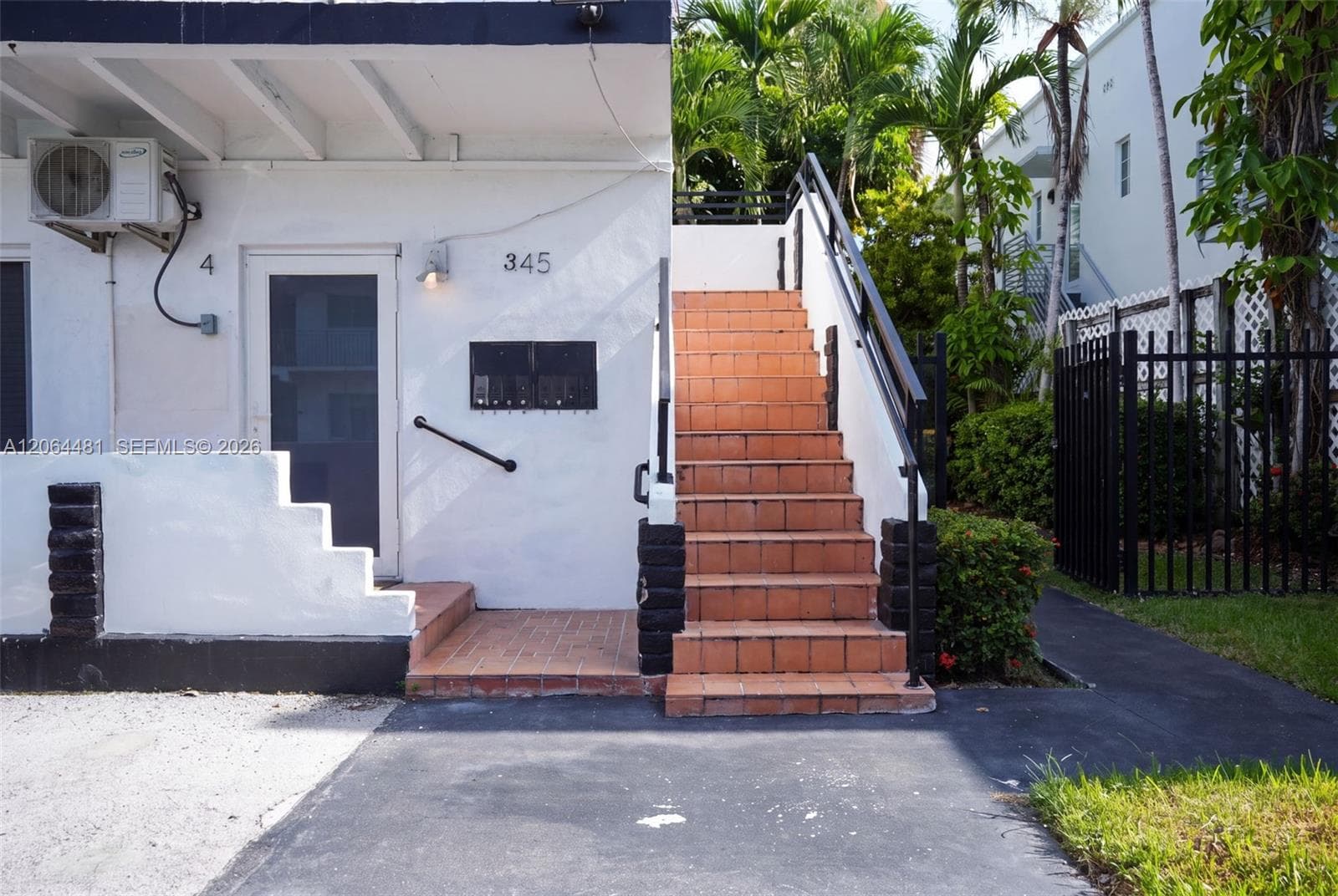 345 85th St, Miami Beach FL 33141