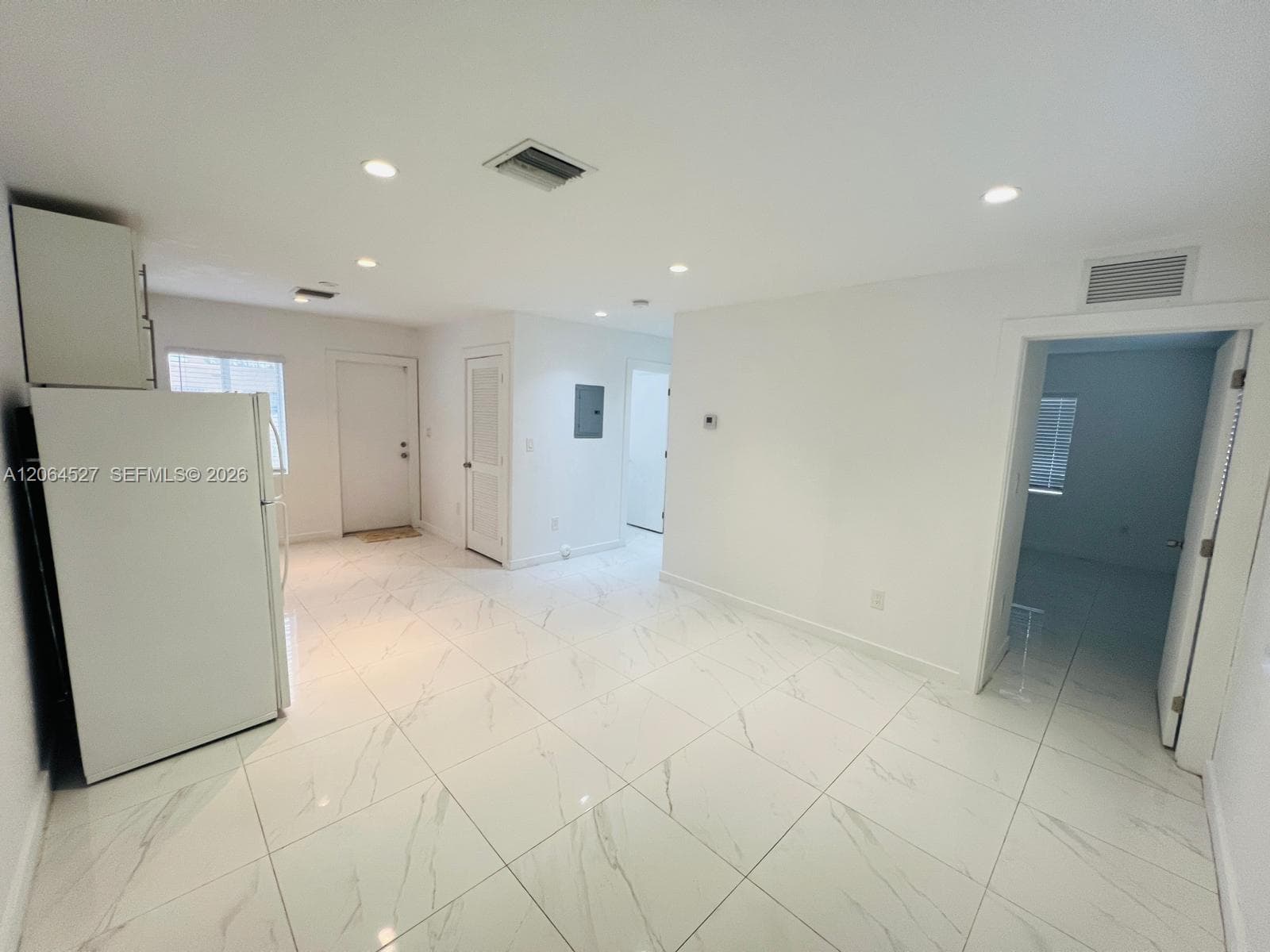 6700 NW 6th Ave, Miami FL 33150