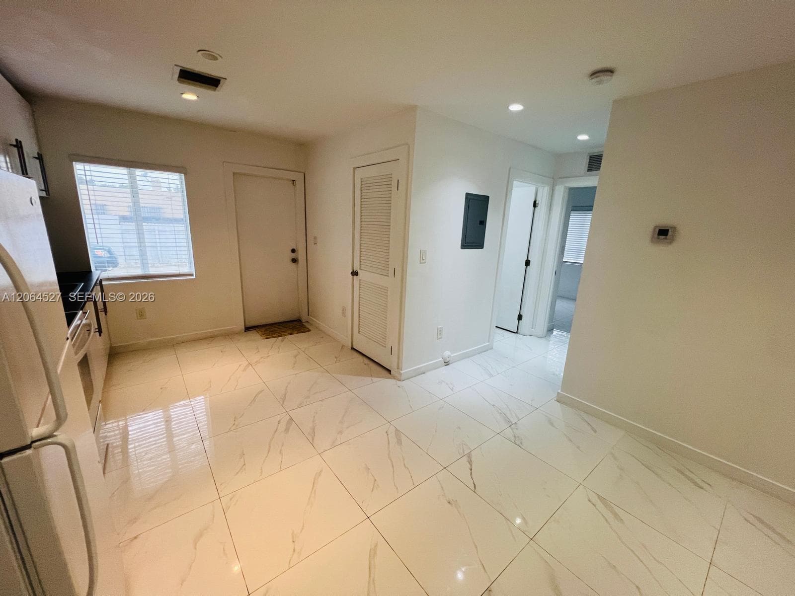 6700 NW 6th Ave, Miami FL 33150