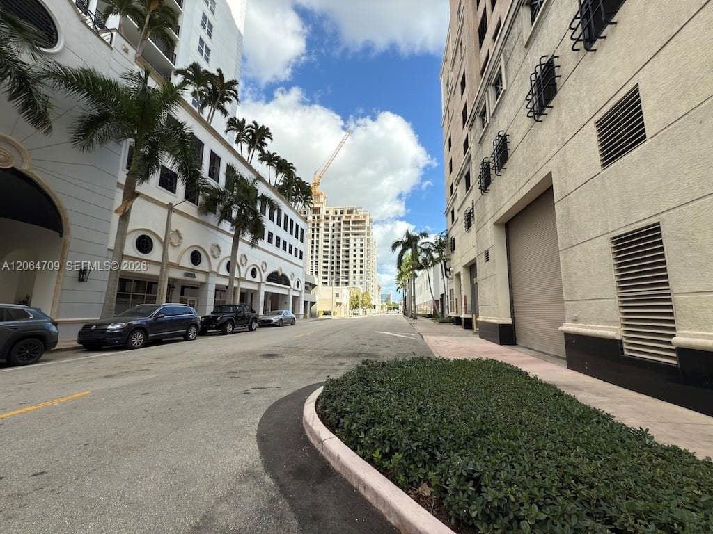 357 Almeria Ave # 103, Coral Gables FL 33134