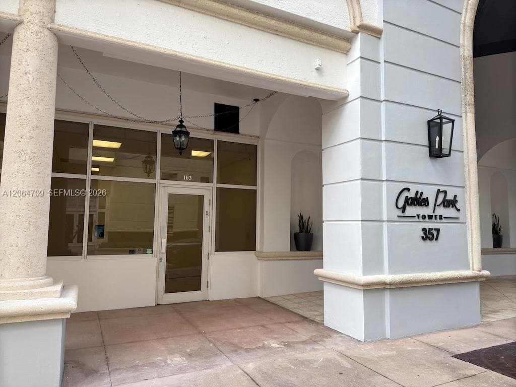 357 Almeria Ave # 103, Coral Gables FL 33134
