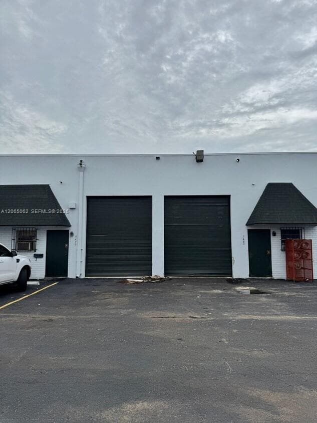 7460 NW 82nd St # 7470, Medley FL 33166
