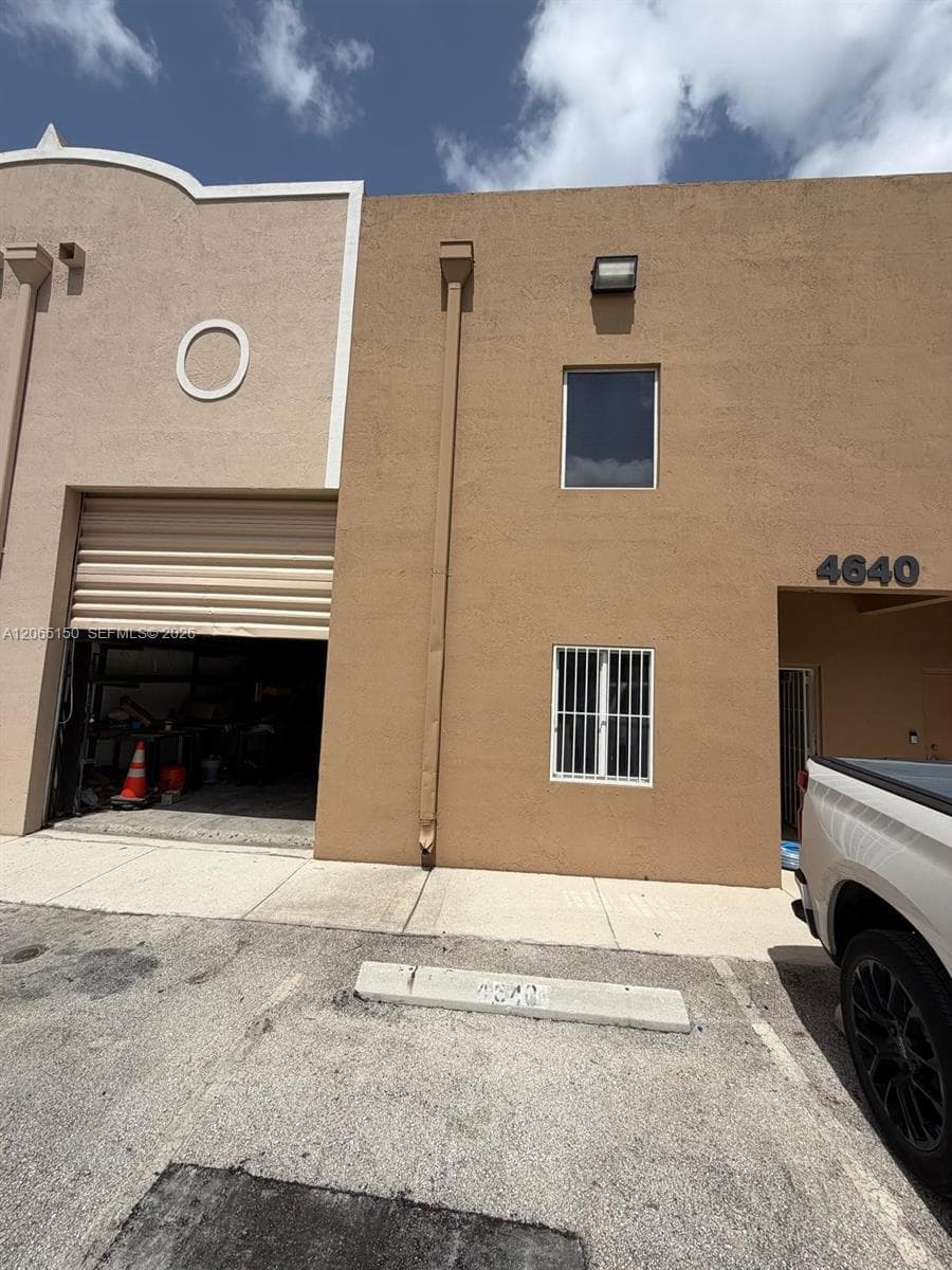 4640 NW 133rd St # 4640, Opa-Locka FL 33054