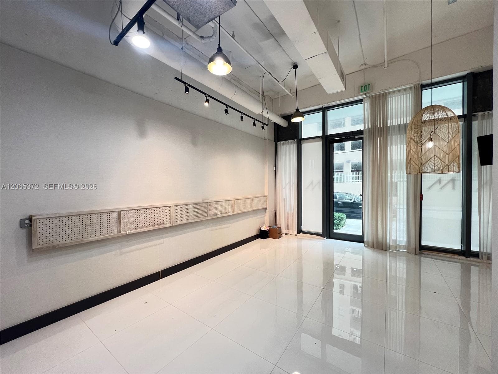 475 NE 30 TERRACE # 5, Miami FL 33137