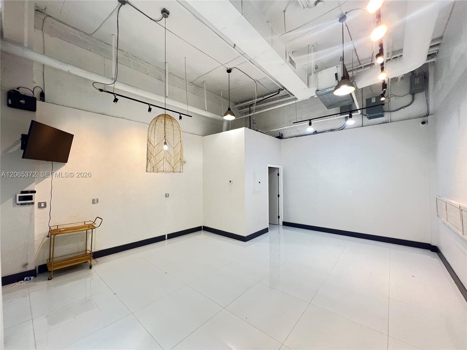 475 NE 30 TERRACE # 5, Miami FL 33137