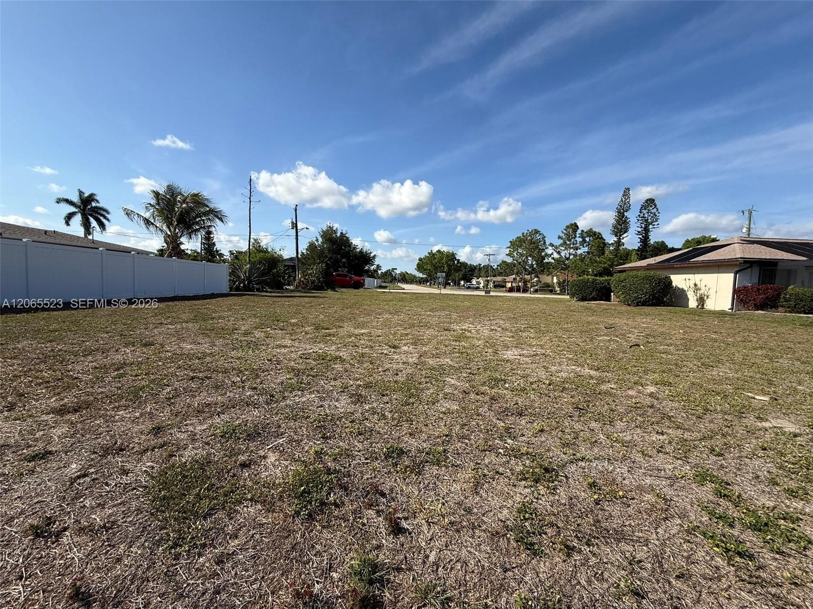2328 SE 15 Terr, Cape Coral FL 33990