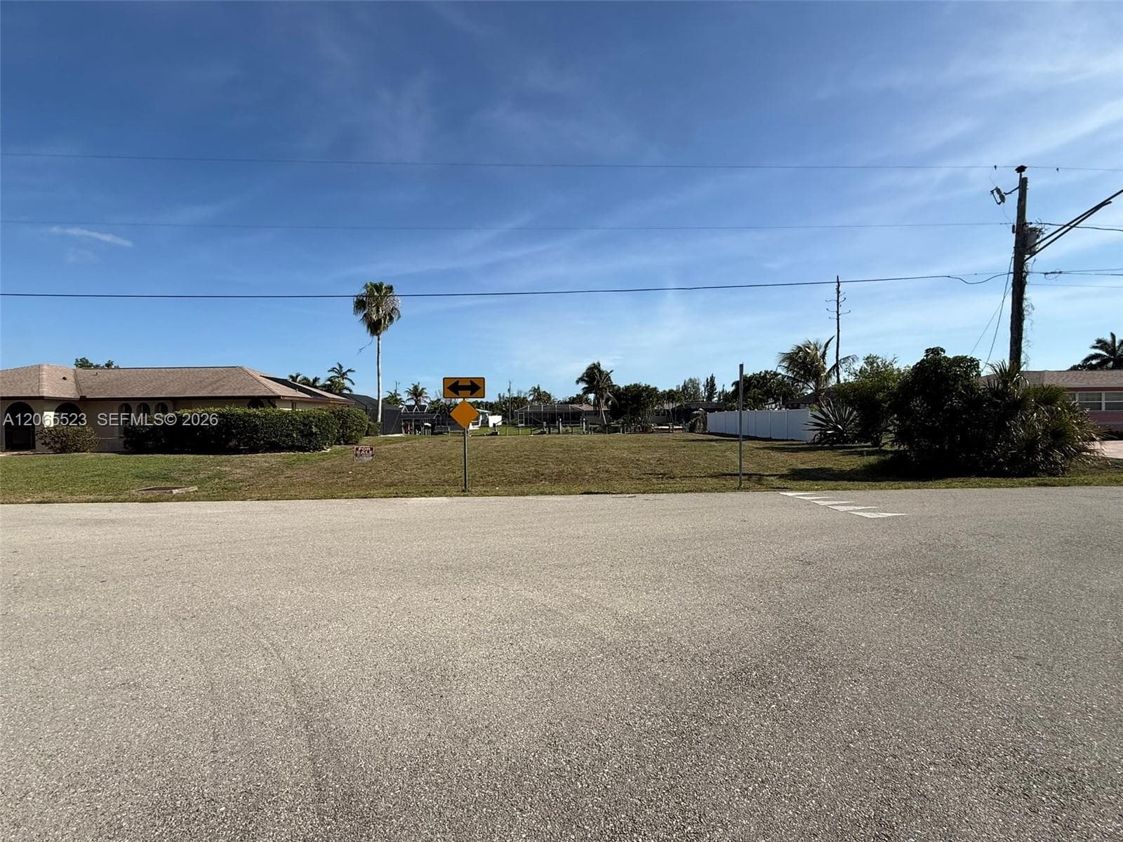 2328 SE 15 Terr, Cape Coral FL 33990