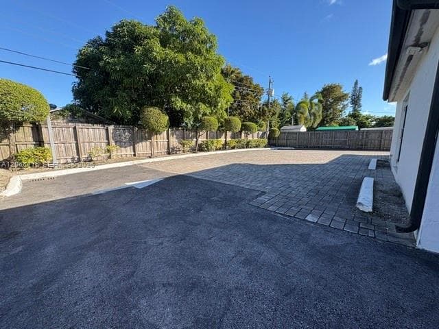 3221 SW 107th Ave, Miami FL 33165