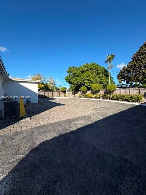 3221 SW 107th Ave, Miami FL 33165
