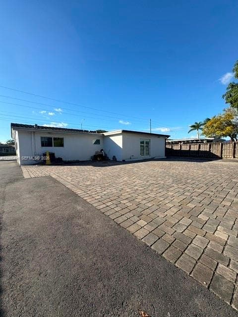 3221 SW 107th Ave, Miami FL 33165