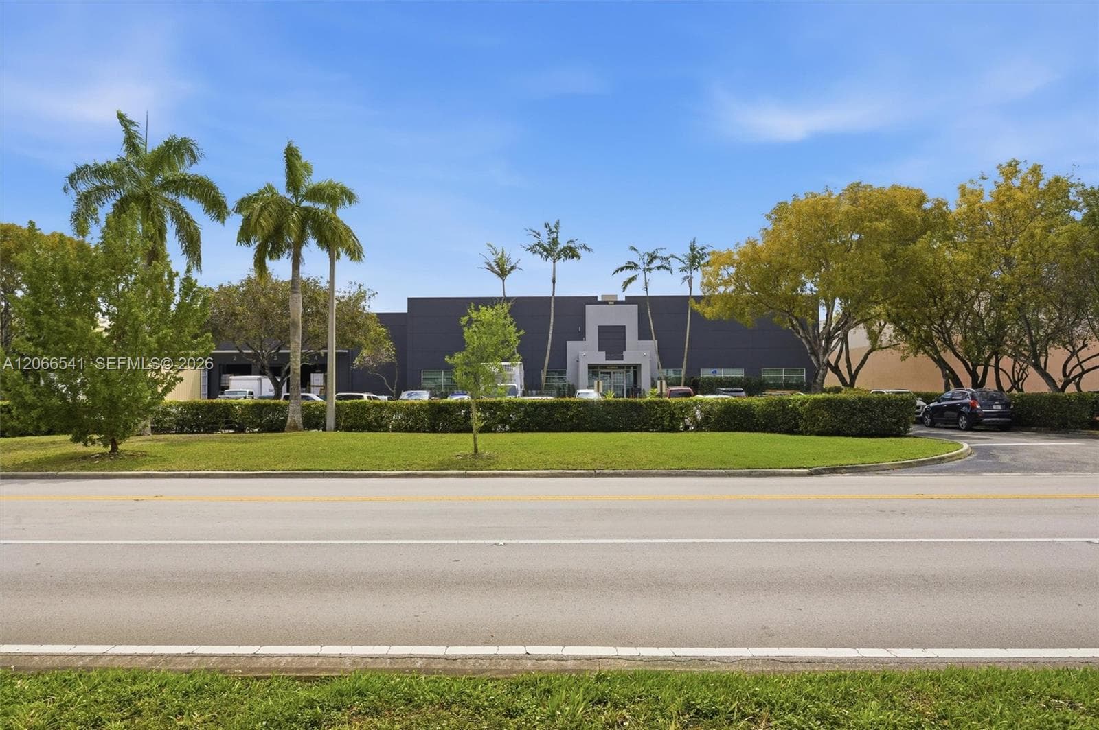 10880 NW 30th St, Doral FL 33172