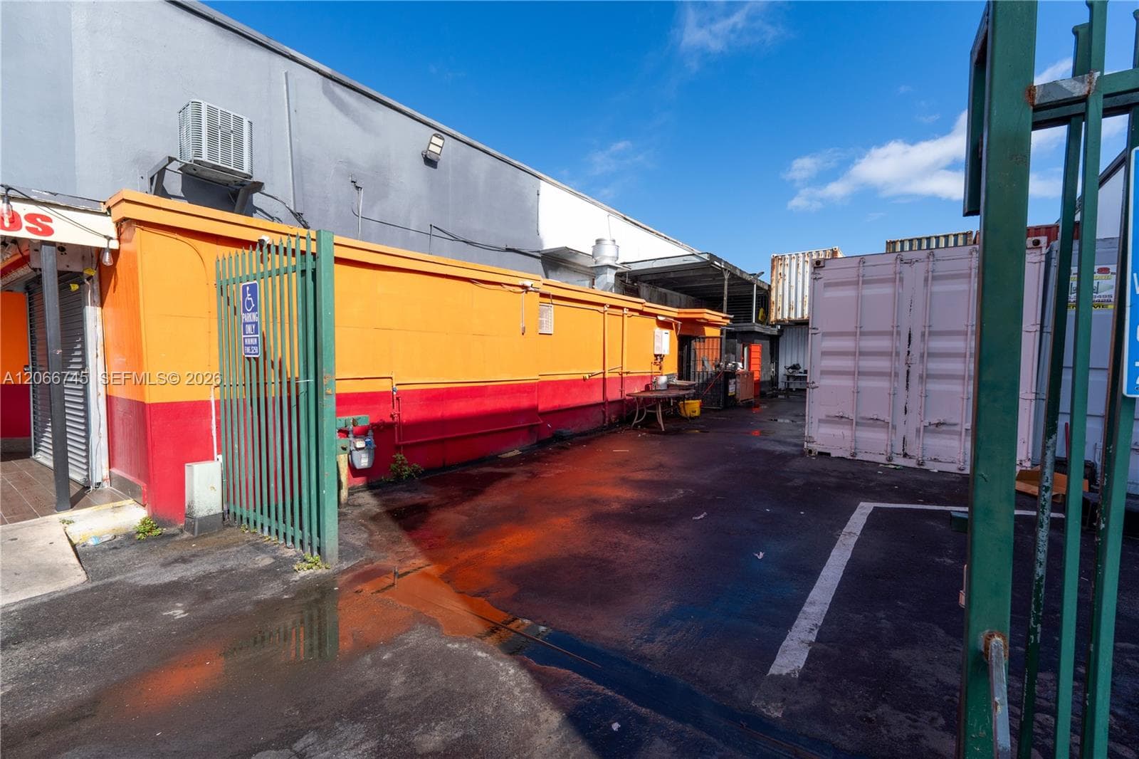 3595 NW 54th St, Hialeah FL 33142