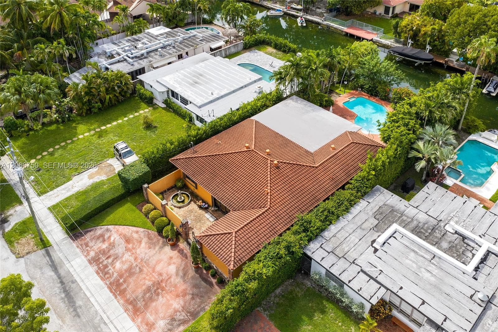 1860 Cleveland Rd, Miami Beach FL 33141